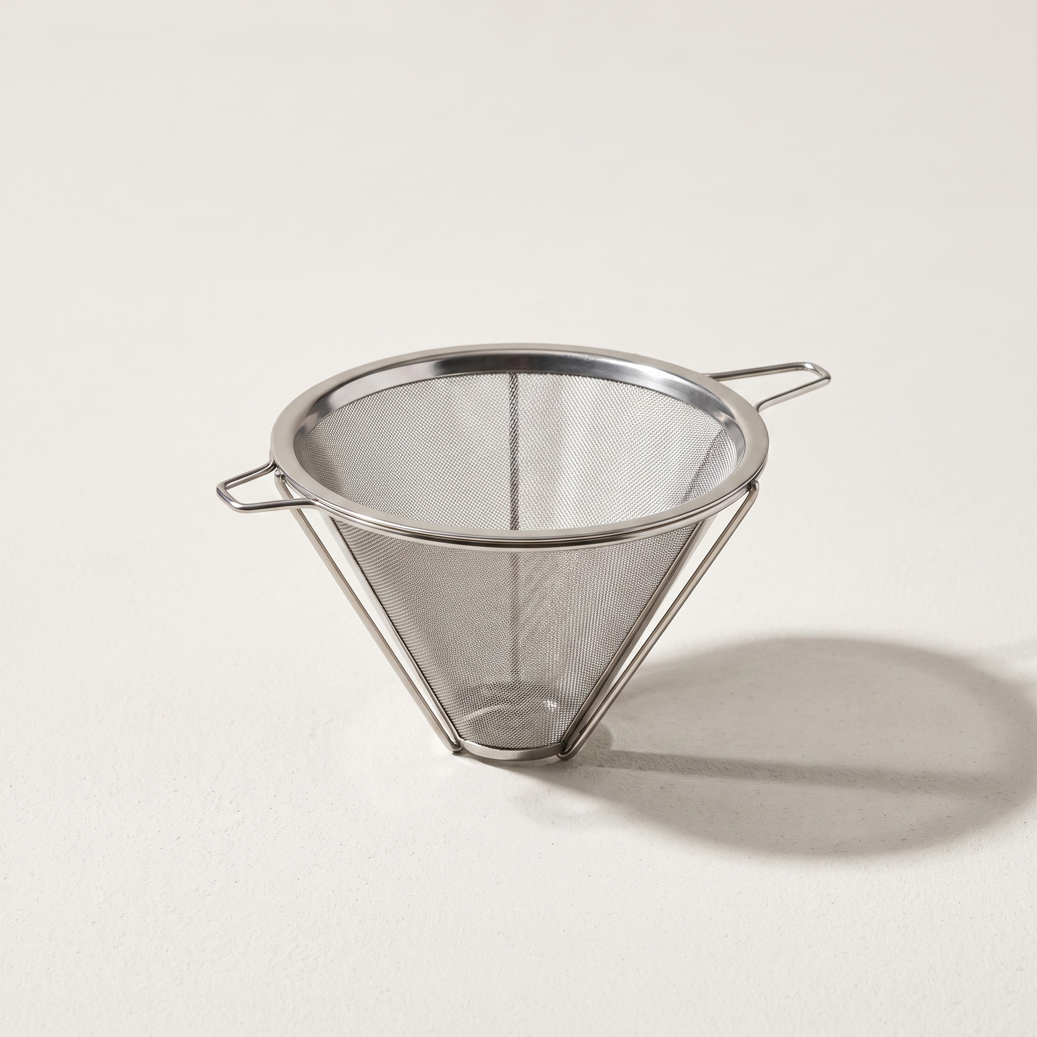 Reusable stainless steel coffee filter product shot