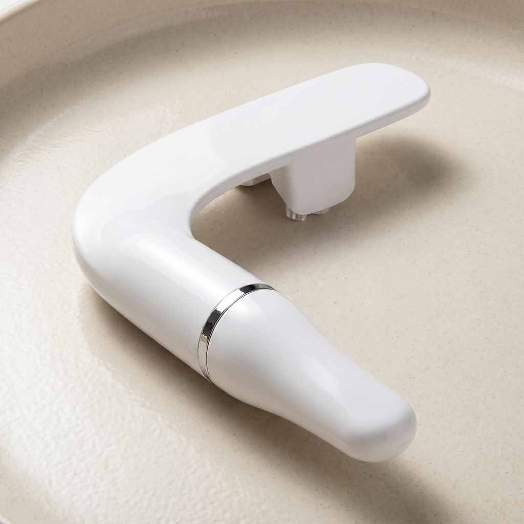 Non-electric bidet attachment product shot
