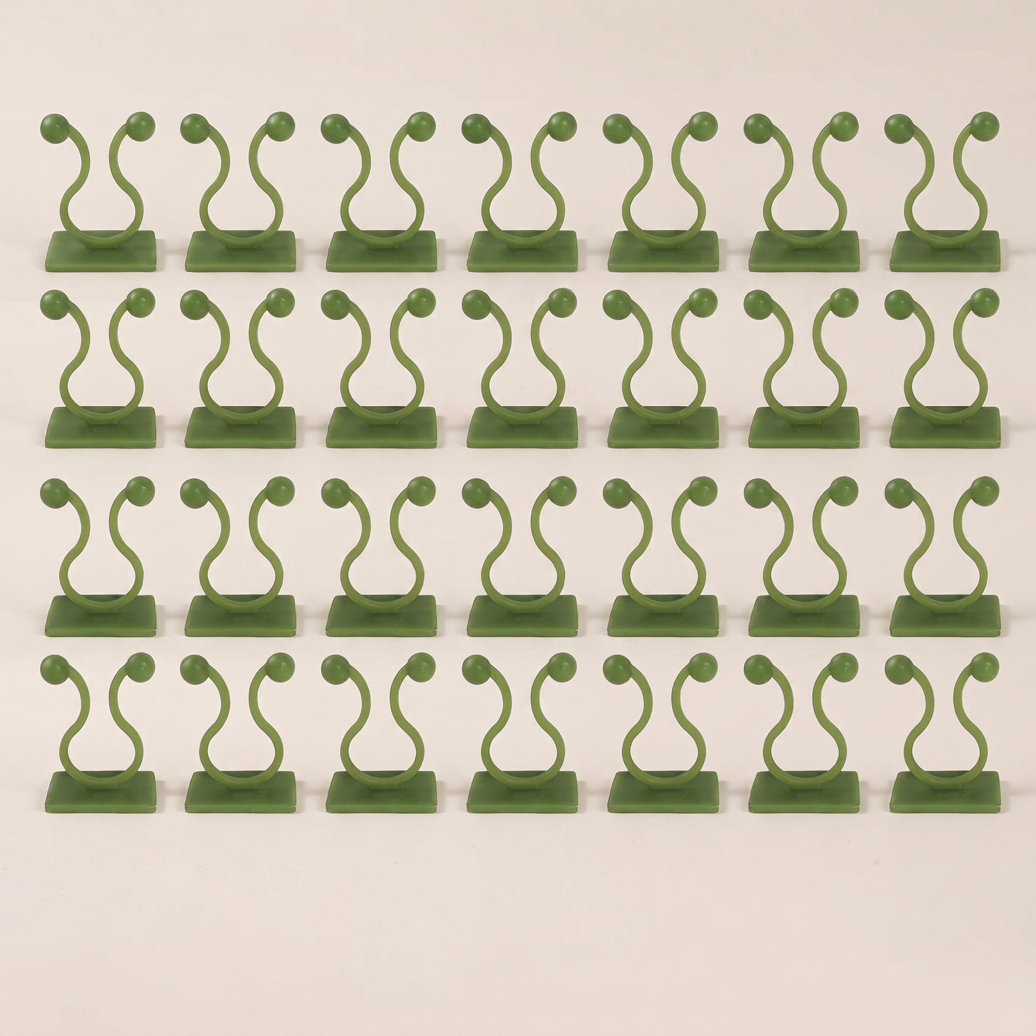 Garden plant support stakes and cages set product shot